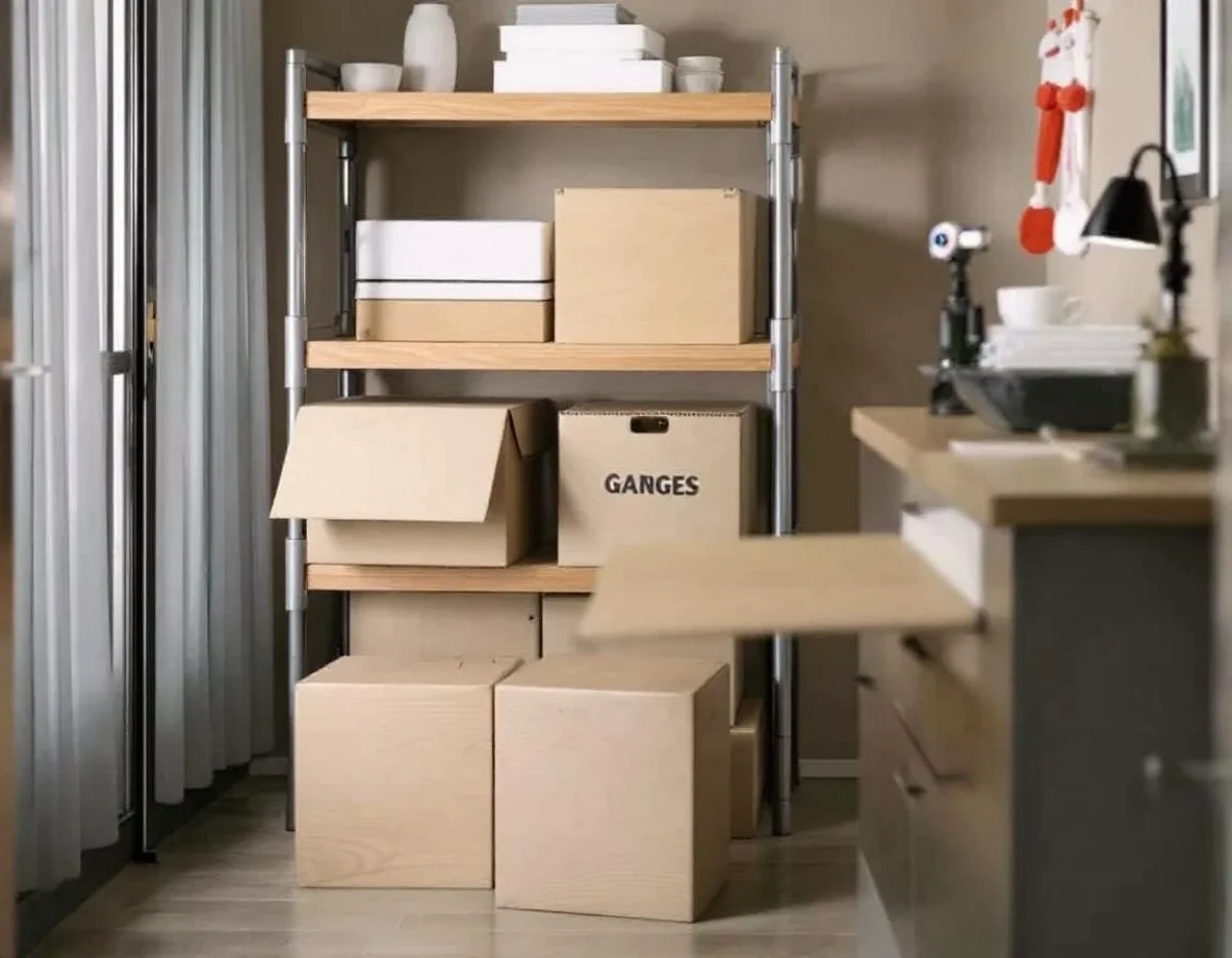 Choisir entre Box de Stockage et Garde-Meuble pour Votre Déménagement : Guide Comparatif